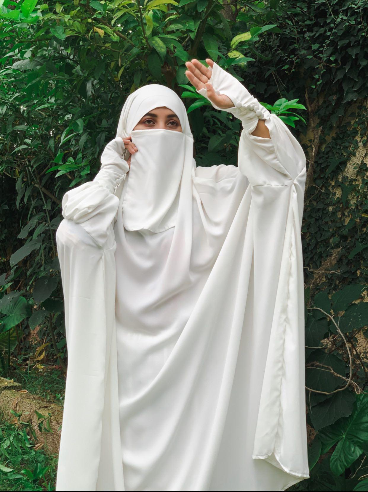 3 PEICE JILBAB, SKIRT AND NIQAB (BUTTON SLEEVES)