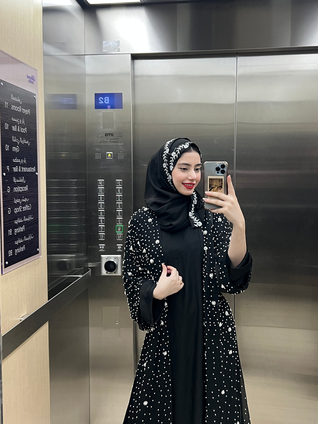 Black Luxury Pearl Abaya – Chiffon & Nida