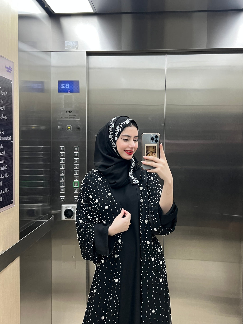 Black Luxury Pearl Abaya – Chiffon & Nida