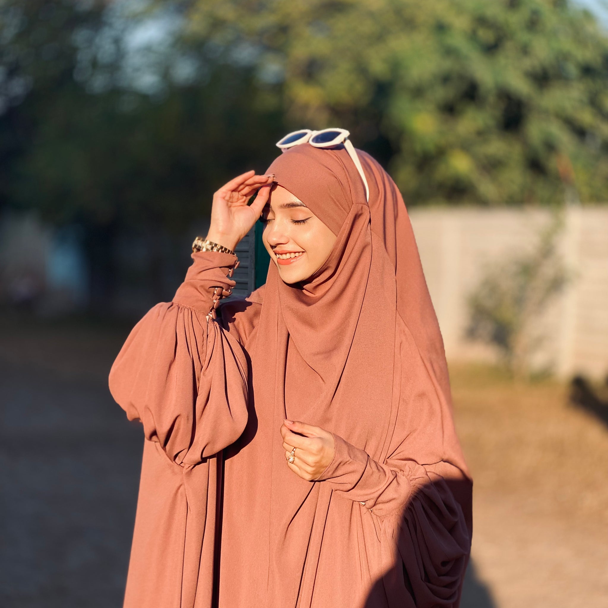 3 PEICE JILBAB, SKIRT AND NIQAB (BUTTON SLEEVES)
