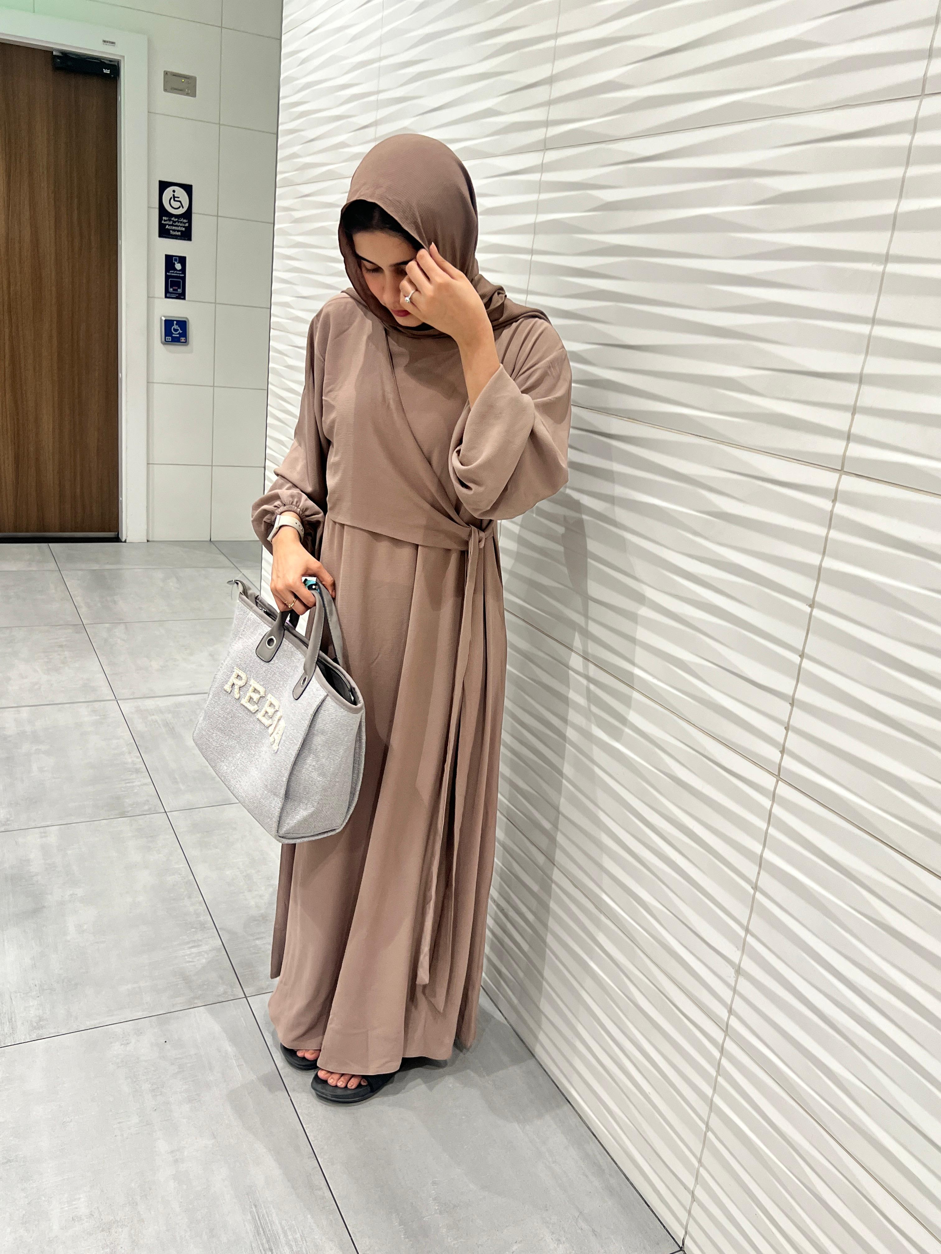 Beige Knot